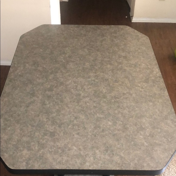 Dining Table - Picture 3 of 4